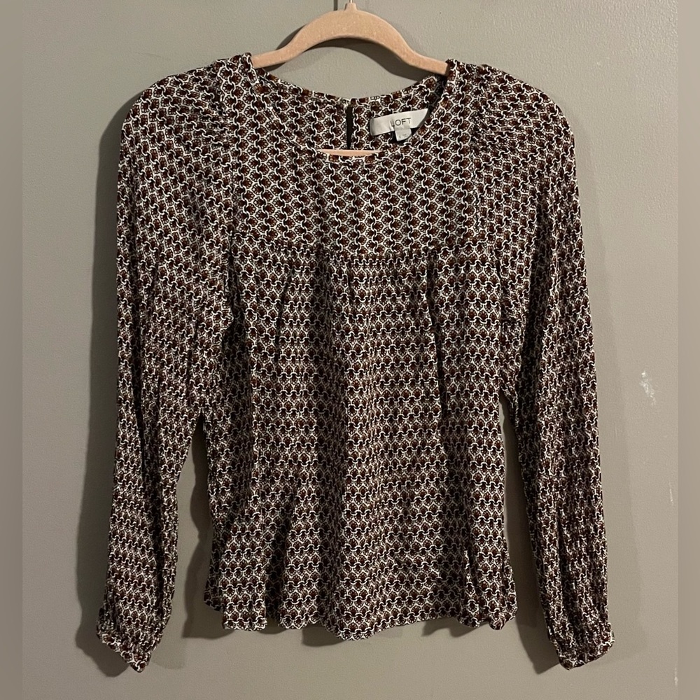 $6❤️Bundled LOFT Blouse